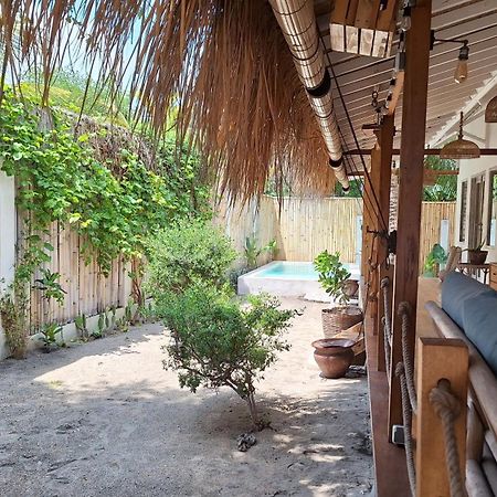 The Beach Shack Gili Air Exterior photo