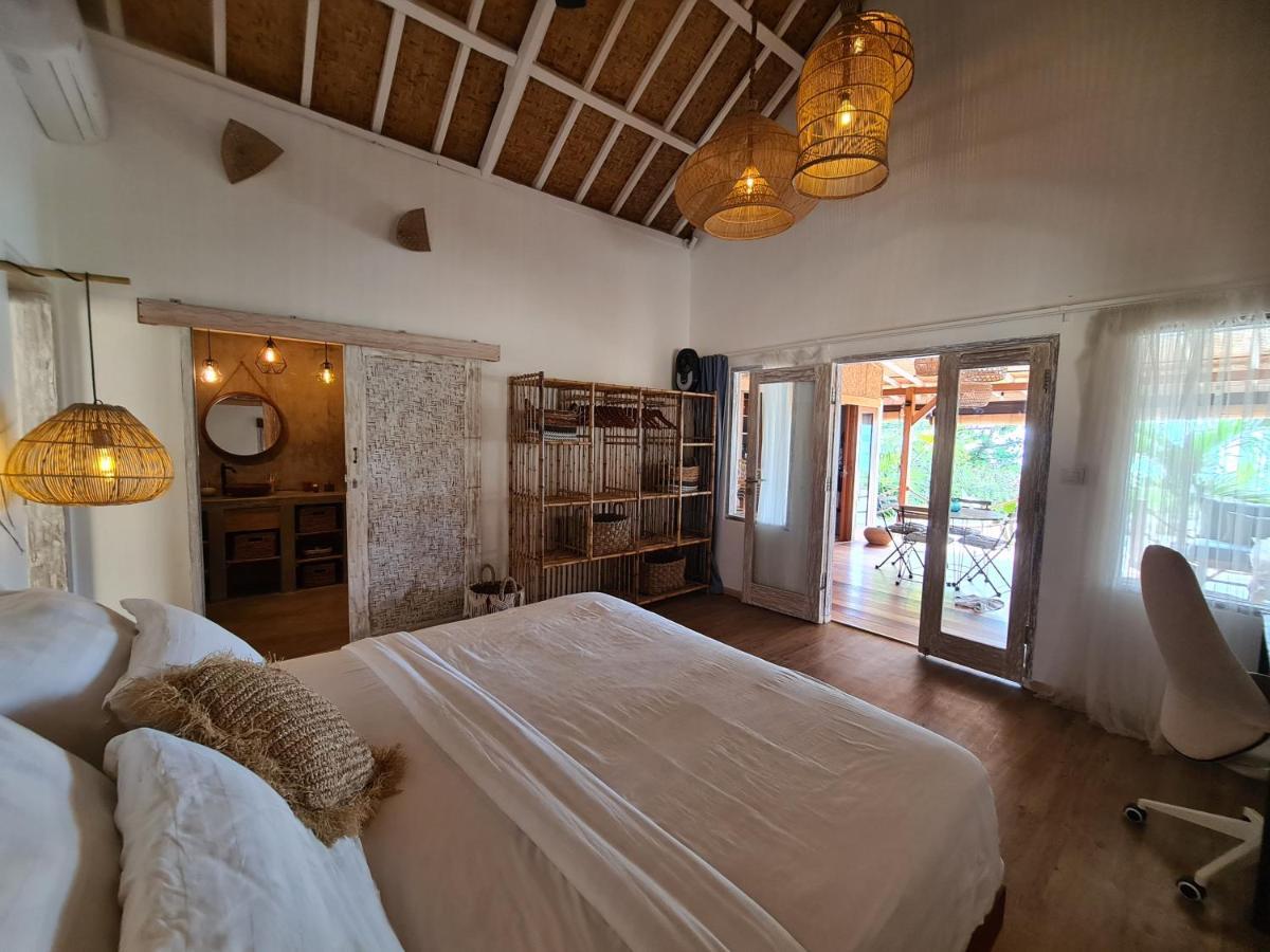 The Beach Shack Gili Air Exterior photo