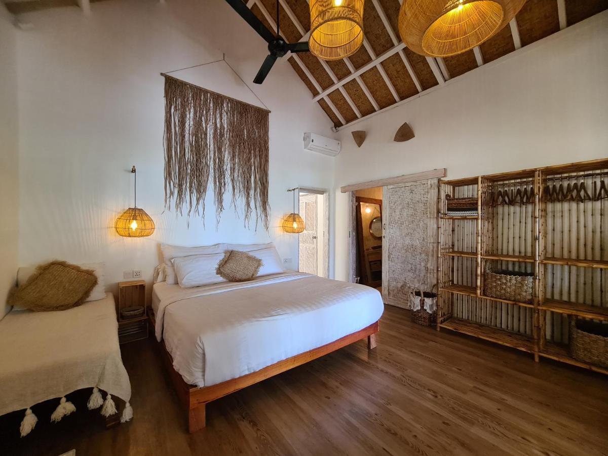 The Beach Shack Gili Air Exterior photo