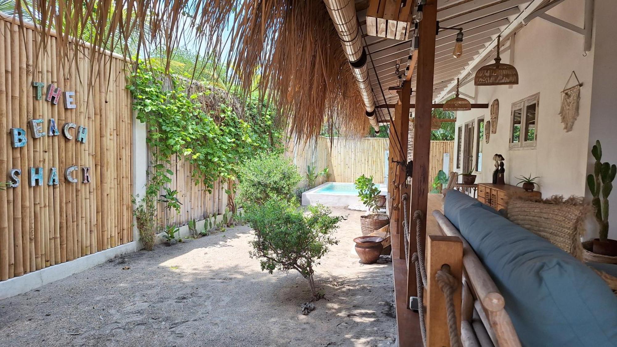 The Beach Shack Gili Air Exterior photo